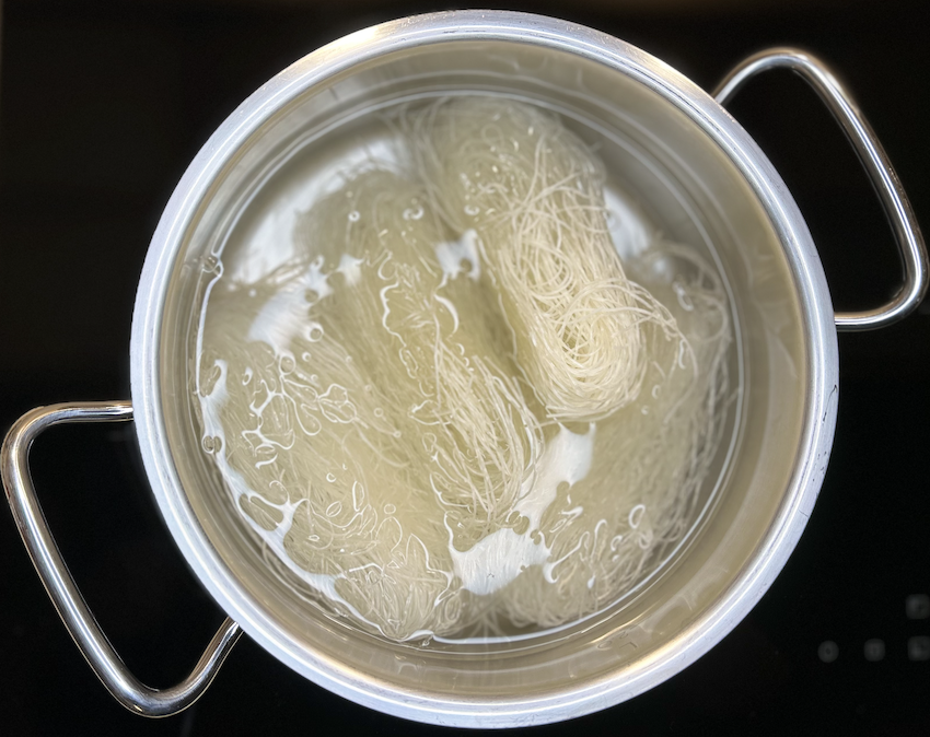 Glasnudeln kochen