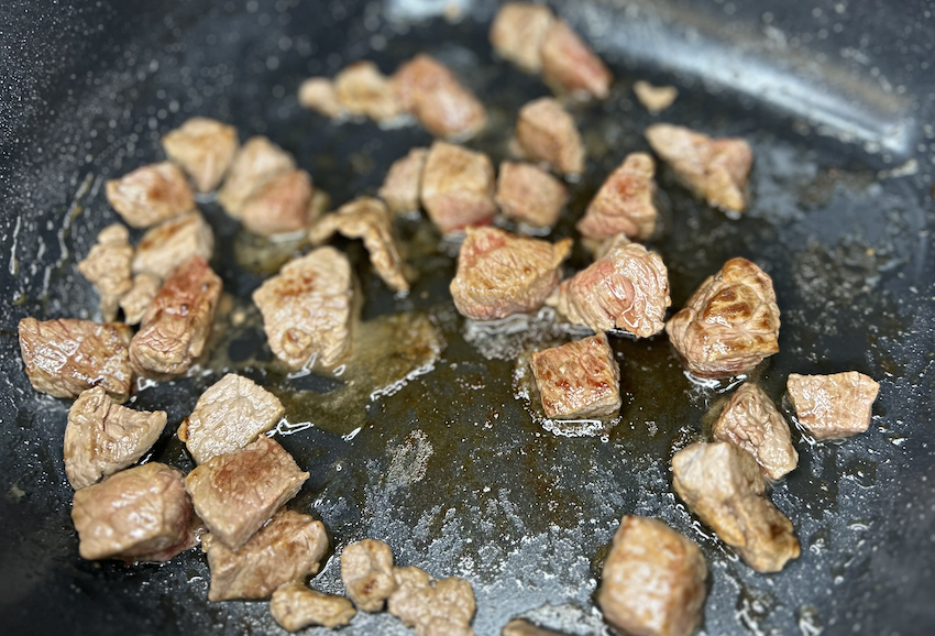 Rindfleisch anbraten